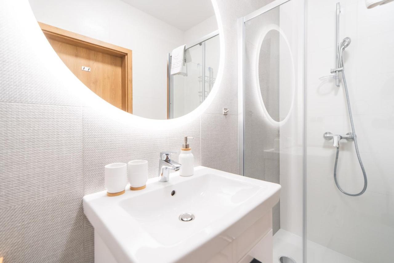 Aquamarina Prima Seaside Apartments By The Beach By Noclegi Renters Miedzyzdroje Εξωτερικό φωτογραφία